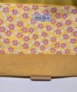 Zippered Pouches - Daisies Large